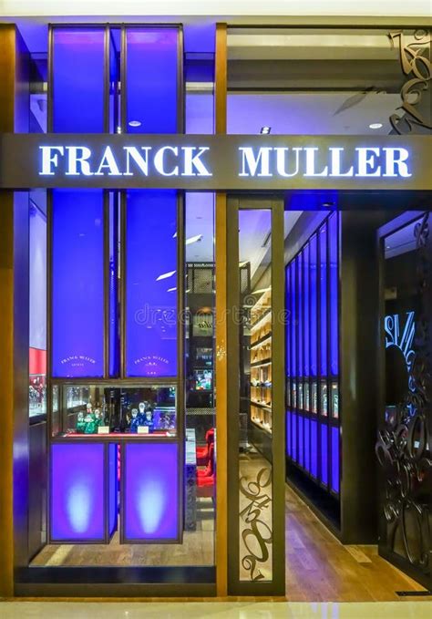 Discover the exquisite Franck Muller boutique at Siam Paragon .